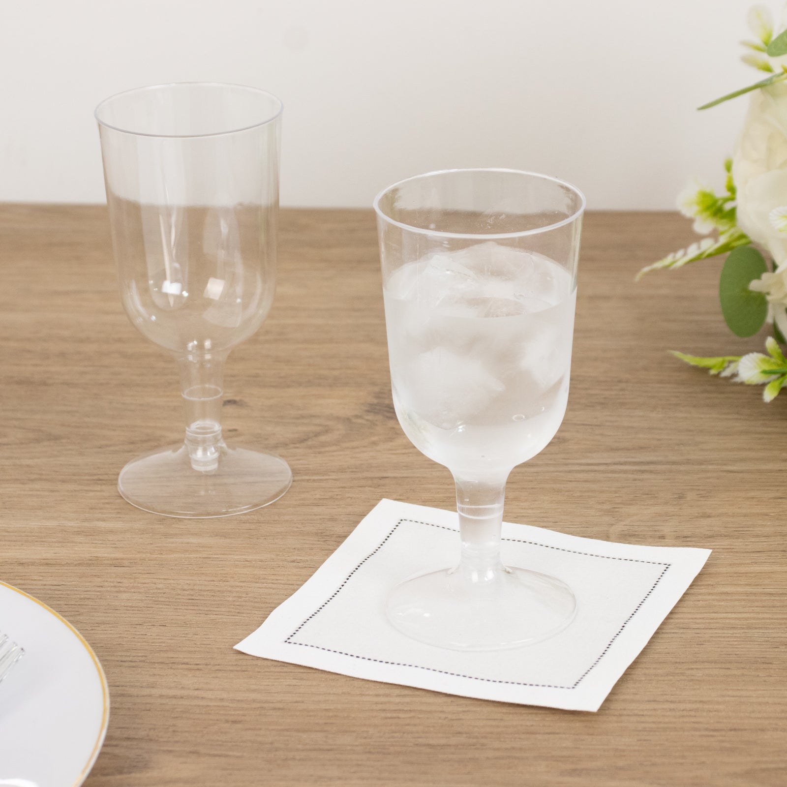 24 Pack Short Stem Plastic Wine Glasses 6oz Clear Disposable Party Cups with Detachable Base